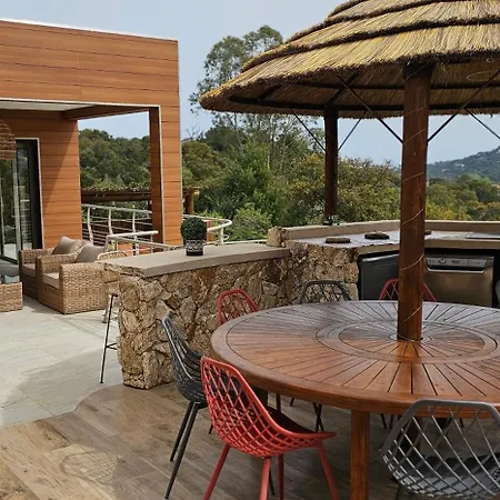 Villas-majos : Magnifique Vue A 3 Minutes Des Plages Villa Sainte-Lucie de Porto-Vecchio
