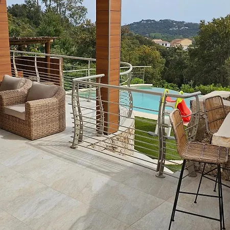 Villa Villas-majos : Magnifique Vue A 3 Minutes Des Plages *