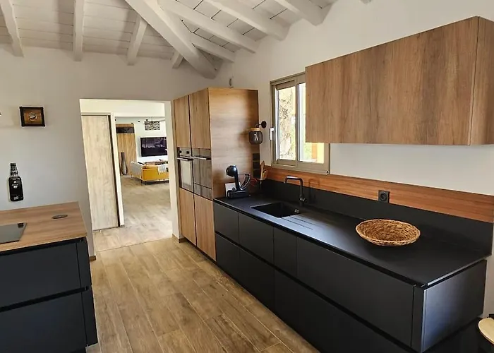 Villas-majos : Magnifique Vue à 3 Minutes Des Plages * Sainte-Lucie de Porto-Vecchio